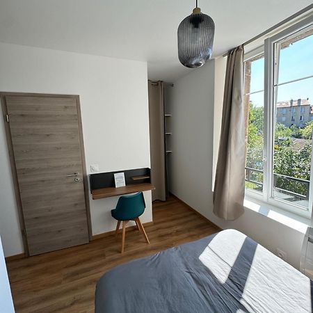 Studio Avec Wc Et Sdb Prives Dans Grande Maison A Cote Du Campus Artem - Thermal Et Parc Des Expos Вандёвр-ле-Нанси Экстерьер фото