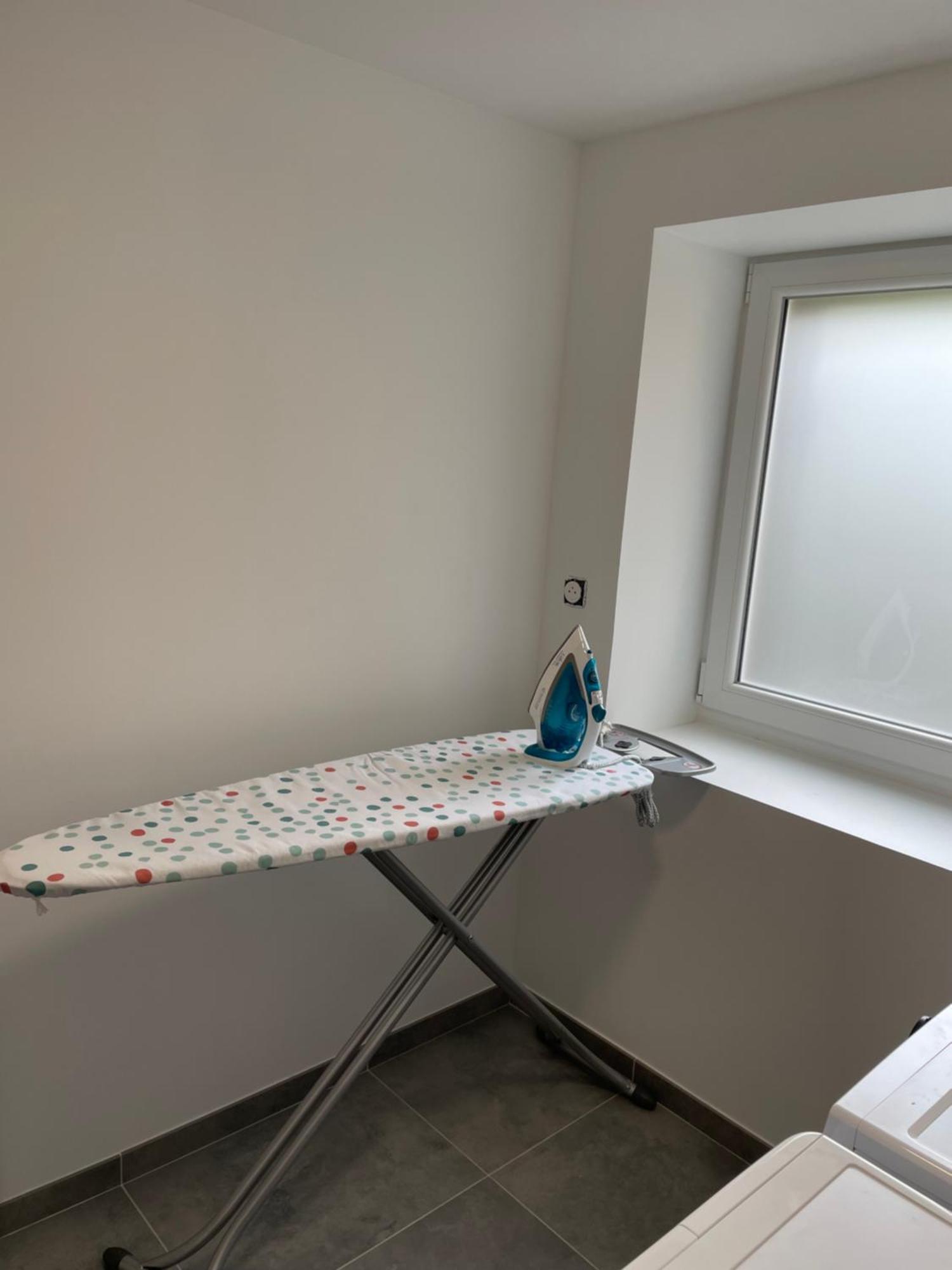 Studio Avec Wc Et Sdb Prives Dans Grande Maison A Cote Du Campus Artem - Thermal Et Parc Des Expos Вандёвр-ле-Нанси Экстерьер фото